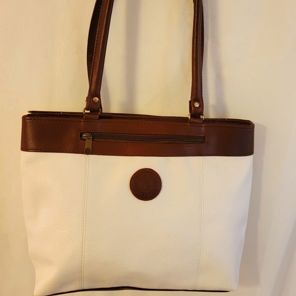 Pacific Connections Handbag Set